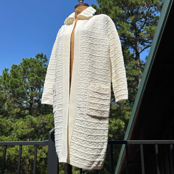Vintage 60s Scalloped Collar Chunky Knit Long Cardigan Duster Sweater Robe M L - Picture 3 of 8